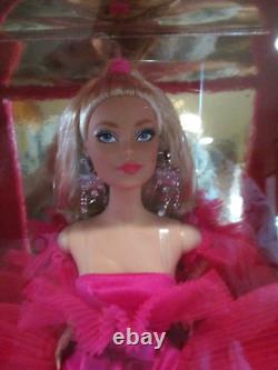 Barbie GTJ76 Signature Pink Collection Doll