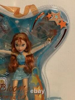 Bloom of Winx Club Magically Light Up Wings New In Box Rare 2004 NRFB Wind Fairy