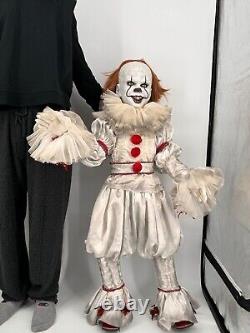 IT PENNYWISE PREMIUM SCALE 50 inch DOLL Trick or Treat Studios