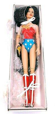 Incredibly Gorgeous DC Stars 2010'Wonder Woman' 16 Tonner Dressed Doll NRFB