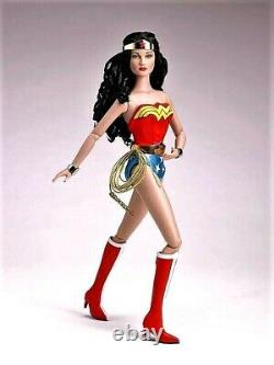 Incredibly Gorgeous DC Stars 2010'Wonder Woman' 16 Tonner Dressed Doll NRFB