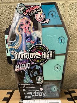 Mattel Monster High Fearidescent 4 PC Set FRANKIE DRACULAURA CLAWDEEN LAGOONA