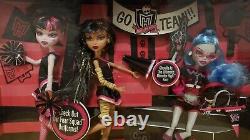 Monster High 3 Pack Fearleading Draculaura Ghoulia Cleo. New in box