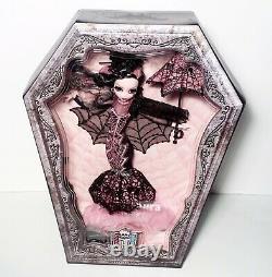 Monster High Adult Collector Limited Edition Draculaura Doll Mattel NEW