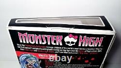 Monster High First Wave Ghoulia Yelps Doll Mattel NEW
