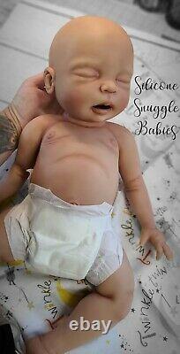 NEW 22 Newborn Full Body Silicone Baby Girl Doll Riley