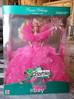 New NRFB Happy Holidays BARBIE Doll 1990 Special Edition 4098 MATTEL