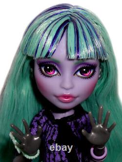 OOAK custom Twyla Monster High doll repaint ever after bjd boogeyman