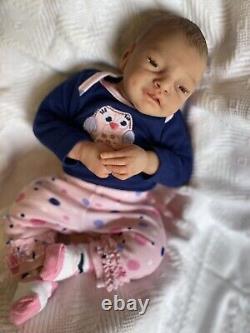 Silicone baby cuddle baby silicone doll. Girl Or Boy