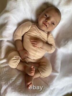 Silicone baby cuddle baby silicone doll. Girl Or Boy