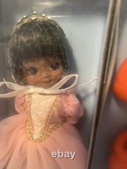 Tonner 8 tiny betsy mccall doll- Halloween Set