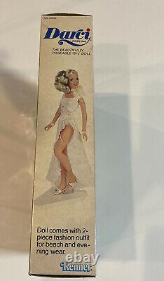 Vintage 1979 Kenner DARCI Cover Girl Fully Poseable 12.5 Fashion Doll In Box