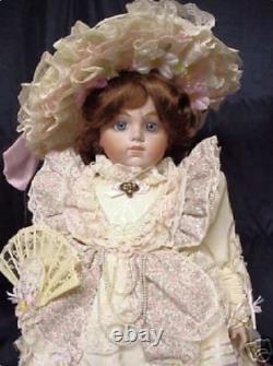 Vintage 1 out of 1500 Gorham Musical doll Cassandra 19 plays Over the Rainbow
