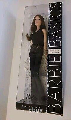 2010 Barbie Basics NIB Black Label Collector Modèle 14 Collection 002