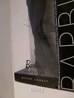 2010 Barbie Basics NIB Black Label Collector Modèle 14 Collection 002