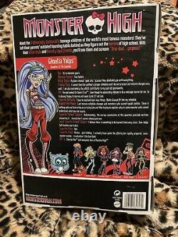 2010 Monster High Ghoulia Yelps Première 1ère Vague Original Doll Nib Rare Retraité