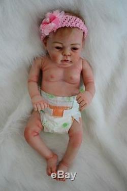 22 '' Real Lifelike Baby Doll Réincarné Full Body En Silicone Vinyle Nouveau-né Poupées Fille