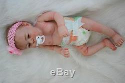 22 '' Real Lifelike Baby Doll Réincarné Full Body En Silicone Vinyle Nouveau-né Poupées Fille