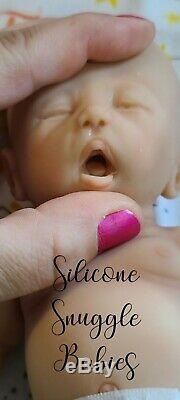 8 Micro Prématuré Full Body Silicone Baby Girl Doll Izzy