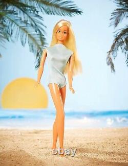 Barbie Signature Malibu Barbie & Amis Vintage Reproduction Coffret Cadeau 2021
