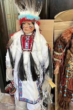 Deux Nouvelles Marques Native American Indian 45 Nch Poupées Presque Grandeur Nature