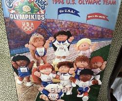 Fille Cabbage Patch originale et vintage AA Olympikids 1996, mascotte officielle des États-Unis, NEUF dans sa boîte.