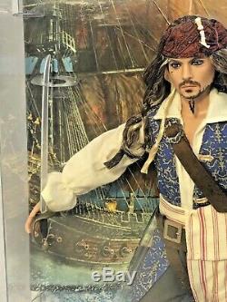 Le Capitaine Jack Sparrow Pirates Des Caraïbes La Fontaine De Jouvence Barbie Johnny Depp