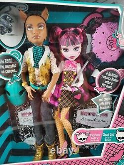 Monster High 2010 Forbitten Love Clawd Wolf & Draculaura Doll Set Rare Retired