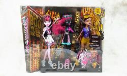 Monster High Boo York Out Of Tombers Dolls 3 Pack Catty, Draculaura Et Clawdeen