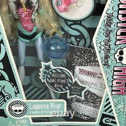 Monster High Ever After First Wave Lagoona Blue Doll 2009 Rare Nouveau Par Mattel