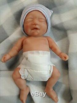 Nouveau 7 Micro Prématuré Full Body Silicone Baby Girl Doll Madison