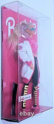 Nouvelle Poupée Barbie Signature. Célébration Du 50e Anniversaire De L'entrepôt De Puma