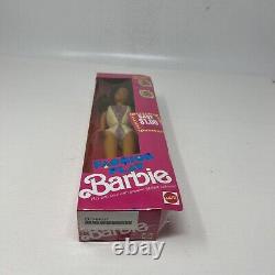 Poupée Barbie brune Fashion Play 1990 Mattel