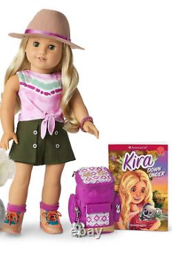 Poupée américaine Kira Bailey avec ensemble d'accessoires de poupée NOUVEAU NIB de l'année