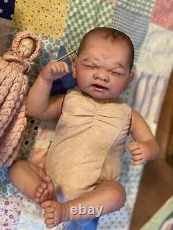 Poupée bébé Berenguer Reborn de 14 pouces, pesant 3,5 livres, avec tétine magnétique