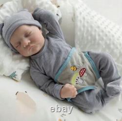 Poupée bébé réaliste Reborn 17 en vinyle souple