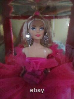 Poupée de collection Barbie GTJ76 Signature Rose