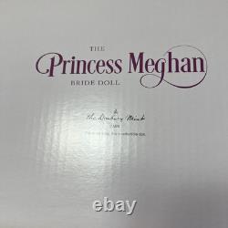 Poupée de mariée NIB PRINCESSE MEGHAN MARKLE Danbury Mint