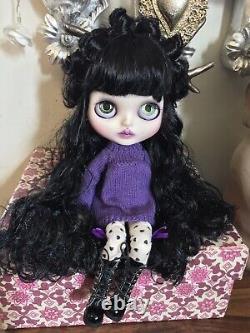 Usine personnalisée OOAK Blythe Doll Amelie par Dollypunk21 Mains supplémentaires gratuites