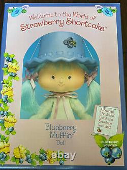 Very Rare Strawberry Shortcake Blueberry Muffin Danbury Porcelaine Doll Huge